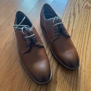 NWT men’s crown and ivy dress shoes size 9